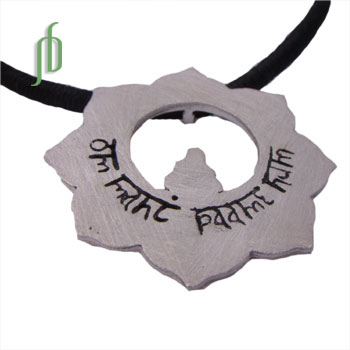 Om Mani Padme Hum Lotus Collier